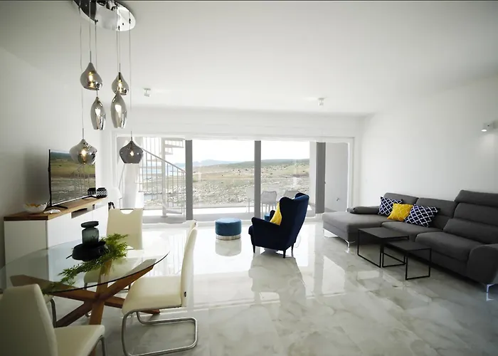 Nautica Ражанац